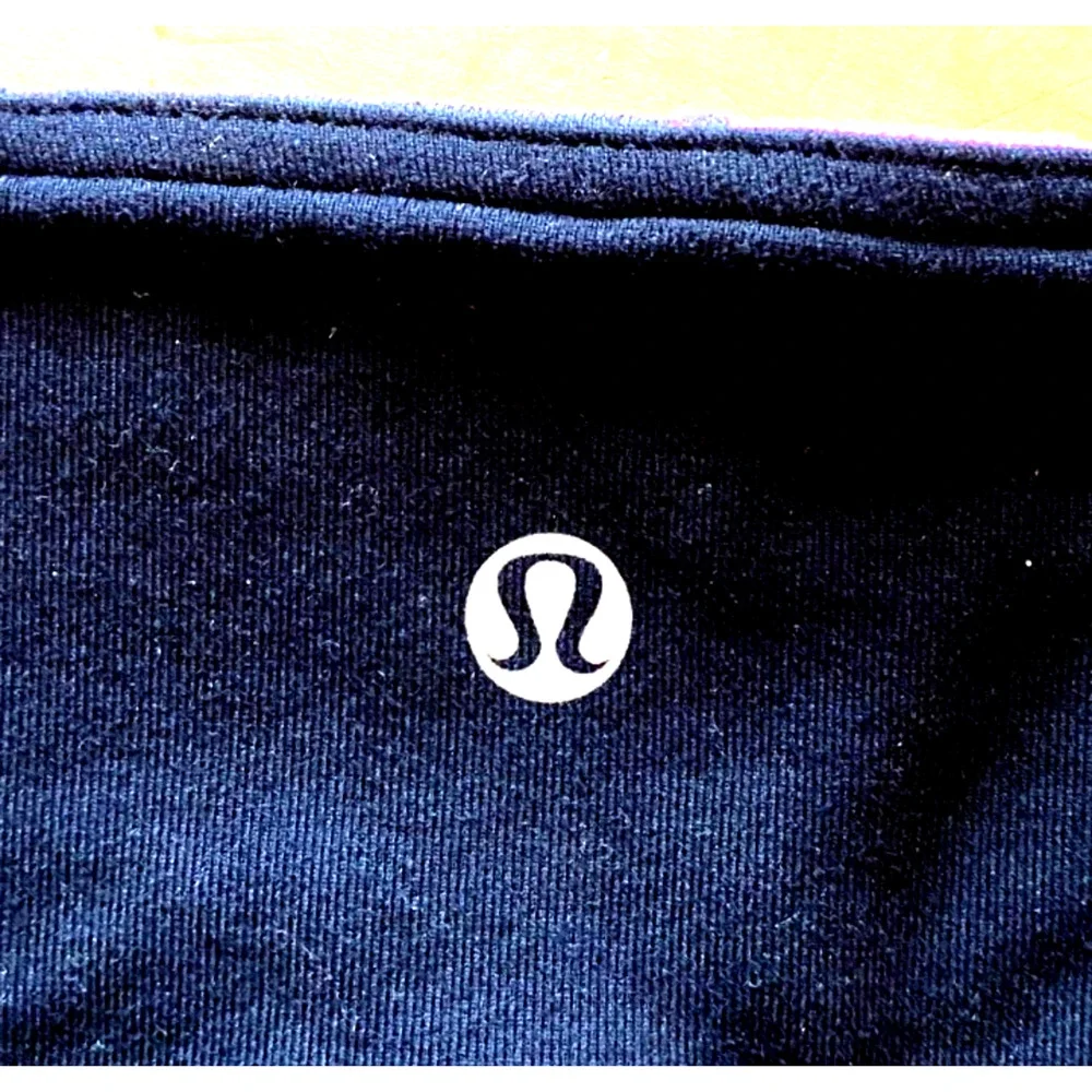 LULULEMON Reversible Boogie Short Black Purple Pink Colorblock Stripes Yoga 4